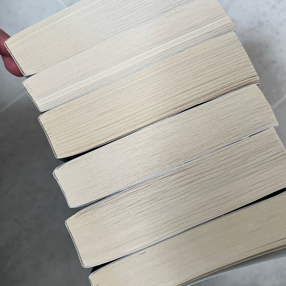 'Shatter Me' Book Series Set - Picture 3 of 4